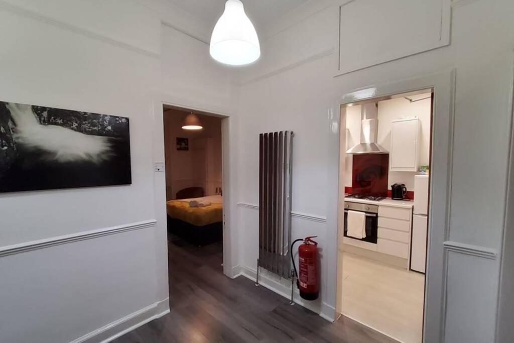 Leith Spectacular Apartment By Sensational Stay Short Lets & Serviced Accommodation With 6 Separate Beds & 2 Baths Edinburgh Exterior foto